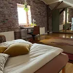 Uniikki Koti Tullipakkahuonella 아파트 *