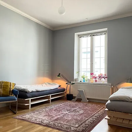 Apartment Uniikki Koti Tullipakkahuonella *