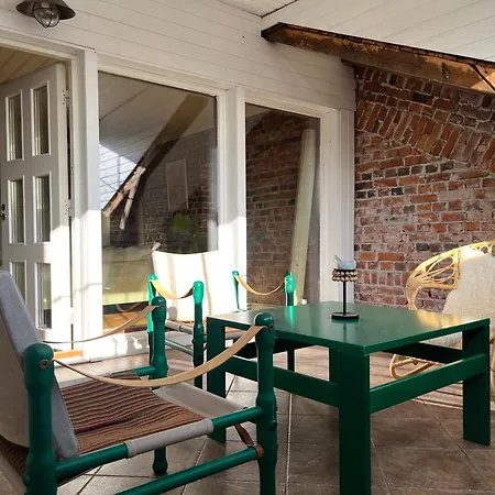 Uniikki Koti Tullipakkahuonella アパート コッコラ