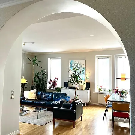 Uniikki Koti Tullipakkahuonella Apartment *
