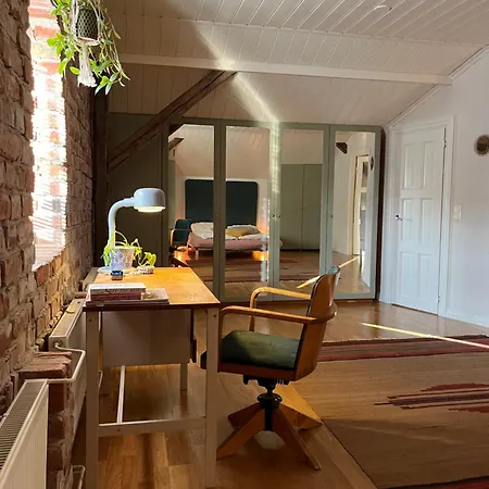 Uniikki Koti Tullipakkahuonella Apartment
