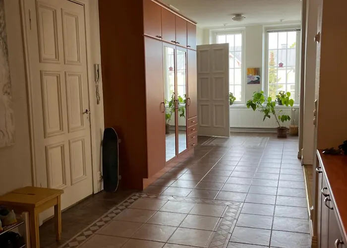 Uniikki Koti Tullipakkahuonella Апартаменты