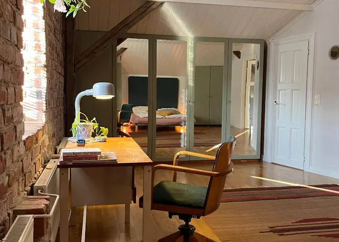 Uniikki Koti Tullipakkahuonella Апартаменты