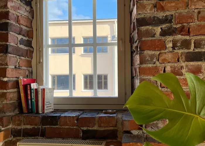 Uniikki Koti Tullipakkahuonella