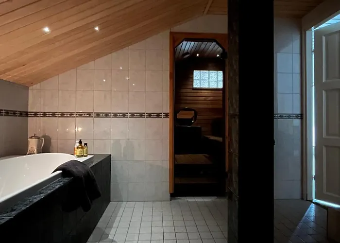 Апартаменты Uniikki Koti Tullipakkahuonella *